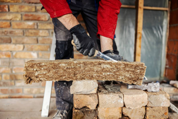 Best Fiberglass Insulation  in Martindale, TX